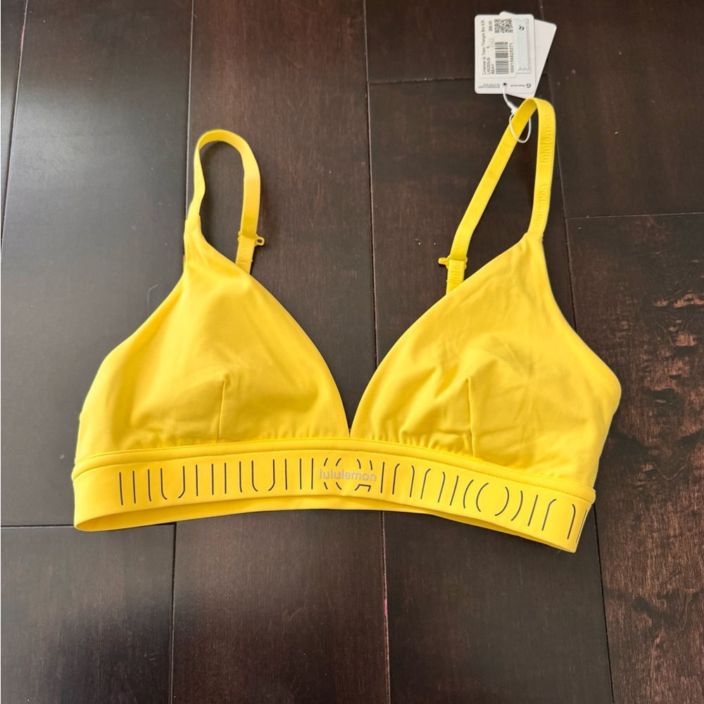 NWT Lululemon Athletica Vibrant Yellow sport bar size 6